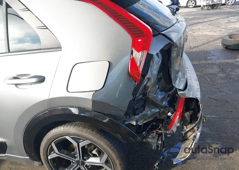 2023 Kia Niro Ex Touring from USA, damaged, VIN KNDCR3LE4P5090214